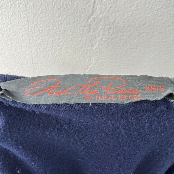 FEEL THE PIECE by TERRE JACOBS Navy Blue Short Sleeve Cold Shoulder Romper XS/S - Picture 5 of 6